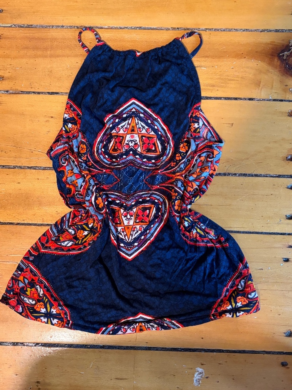 Patterned Tank Top - Picture 2 of 2